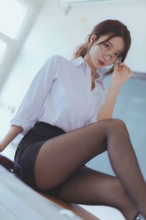 欧美黑人美女走秀_BD韩语完整在线观看