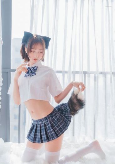 日韩复古美女图片_国产剧免费观看韩国